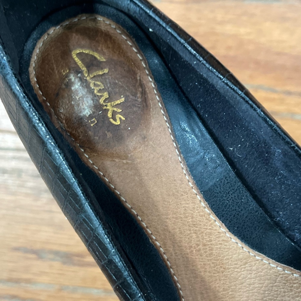 Women’s Clarks black python tempt Artisan heels-6.5 - Picture 7 of 8